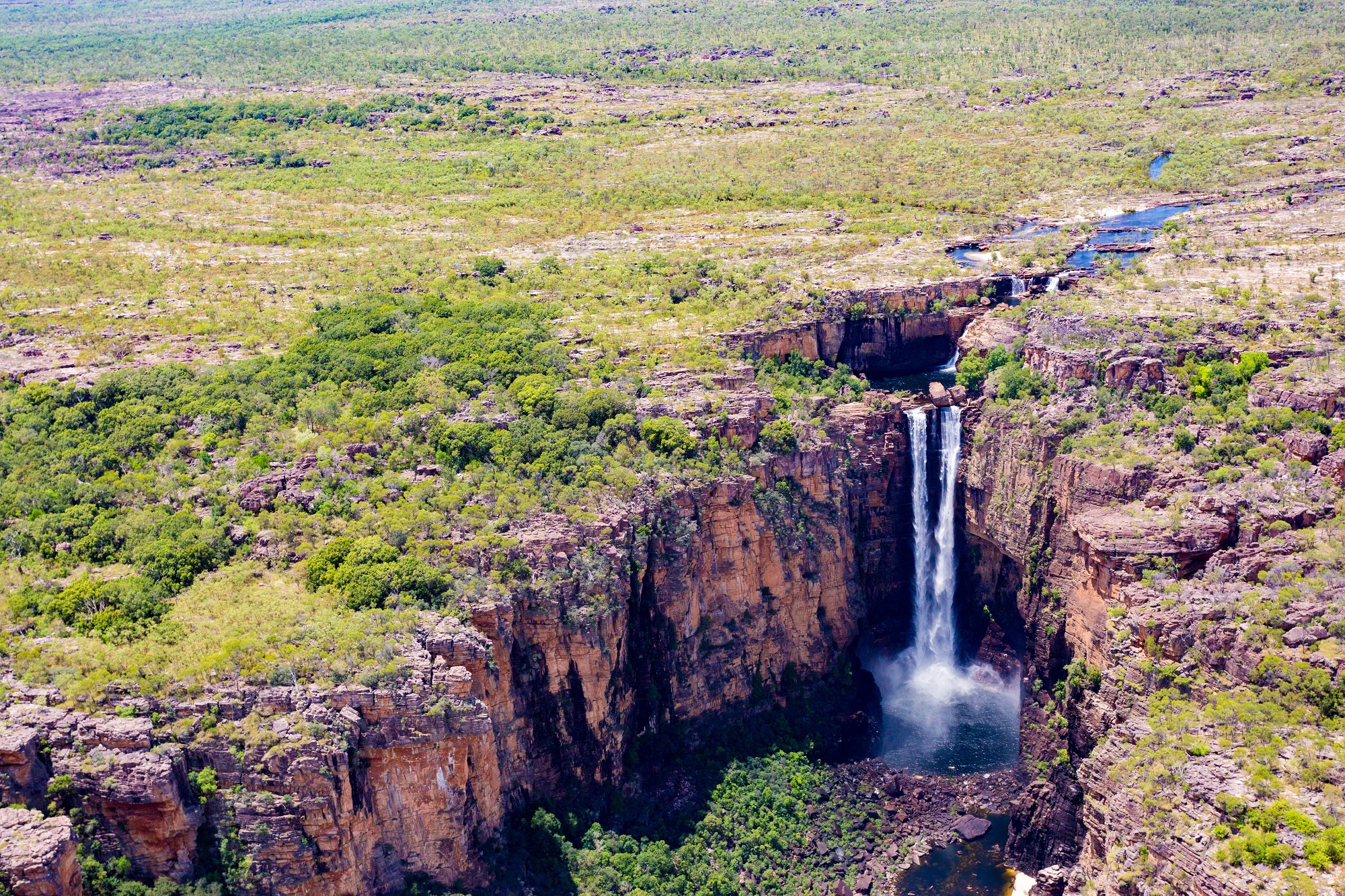 Vue aérienne sur les Jim Jim Falls
