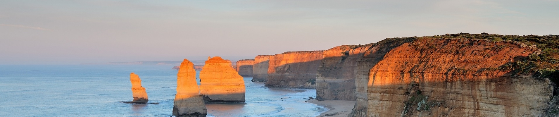 Coucher de soleil sur les douze apôtres à la Great Ocean Road